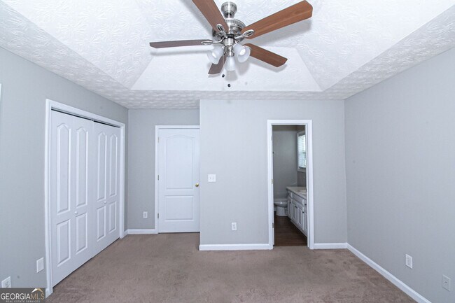 Building Photo - 65 Weldon Pl