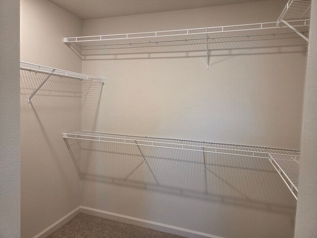 Building Photo - Brand New 3 bdrm 2 1/2 bath townhouse