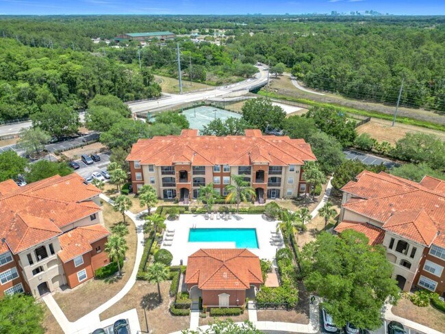 Building Photo - 5506 Metrowest Blvd