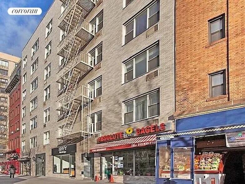 Building Photo - 2790 Broadway