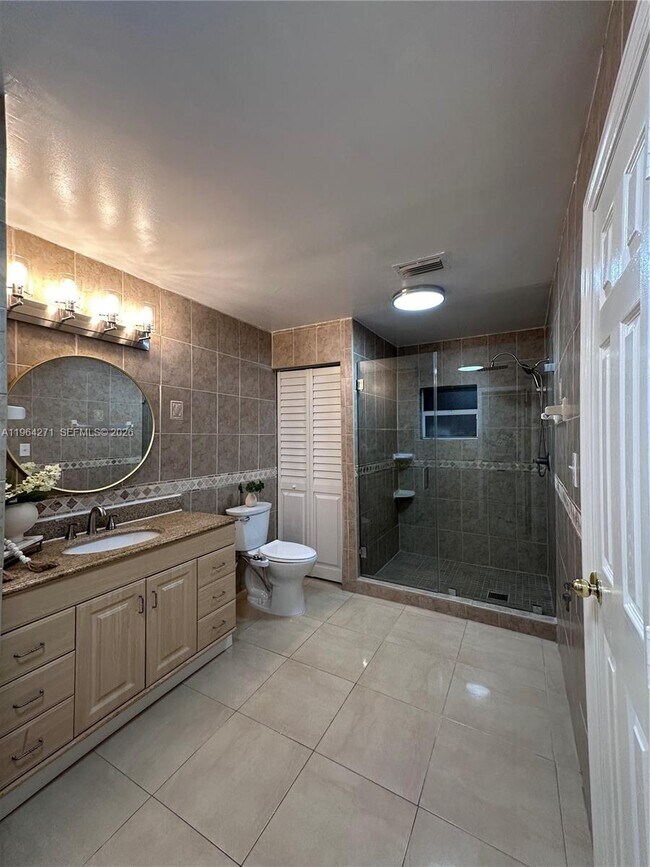 Building Photo - 30021 SW 160th Ave