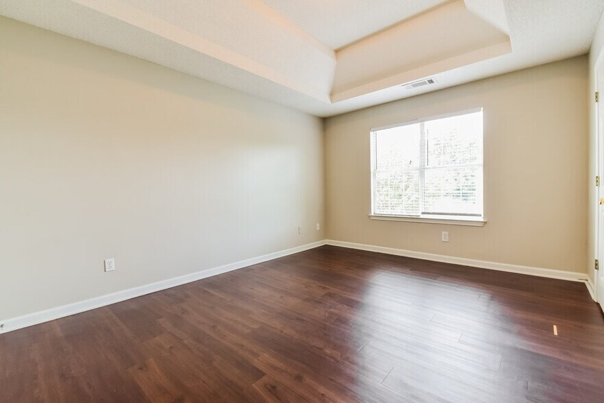 Building Photo - 3651 Lower Creek Dr
