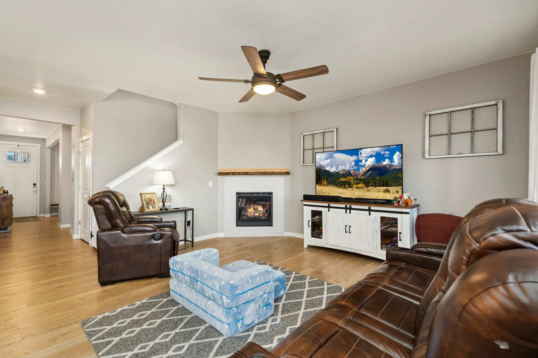 Building Photo - 1808 Hydrangea Dr