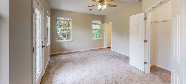 Building Photo - Beautiful 2/2 stand alone home in Santa Ro...