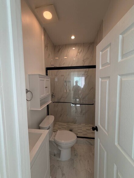 Building Photo - 5901 Texhoma Ave