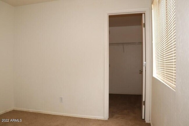 Building Photo - 15943 N Cristine Ln