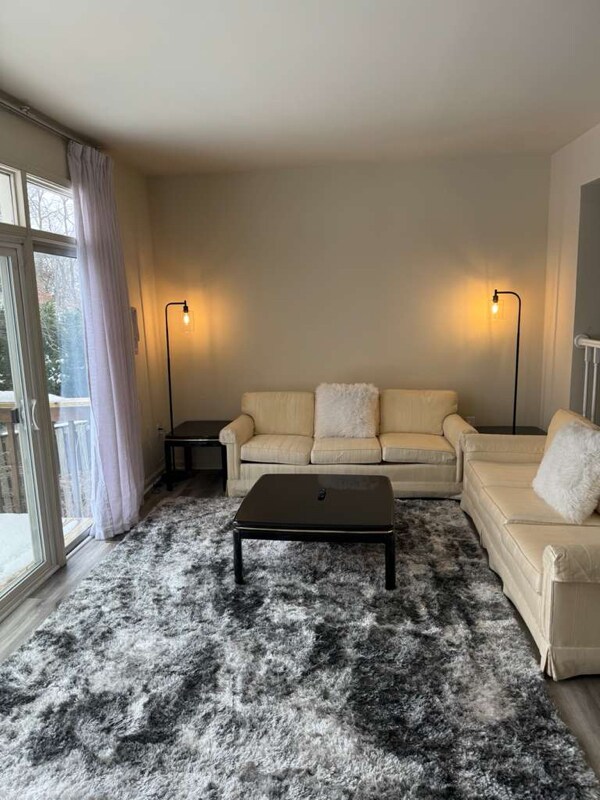 Building Photo - 10946 Rampart Way