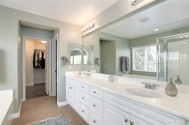 Building Photo - 14809 Hidden Palm Ct