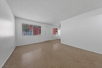 Building Photo - 521 S Maryland Pkwy