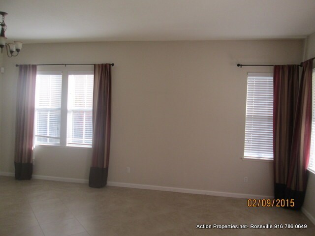 Building Photo - West Roseville 2100sqft, 3 Bedroom (office...