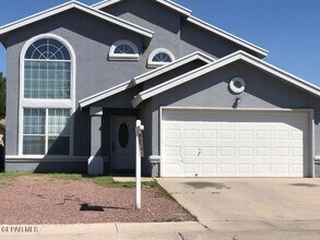 Building Photo - 10361 Valle del Mar Dr