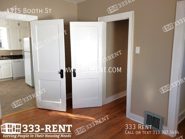 Building Photo - 4315 Booth St