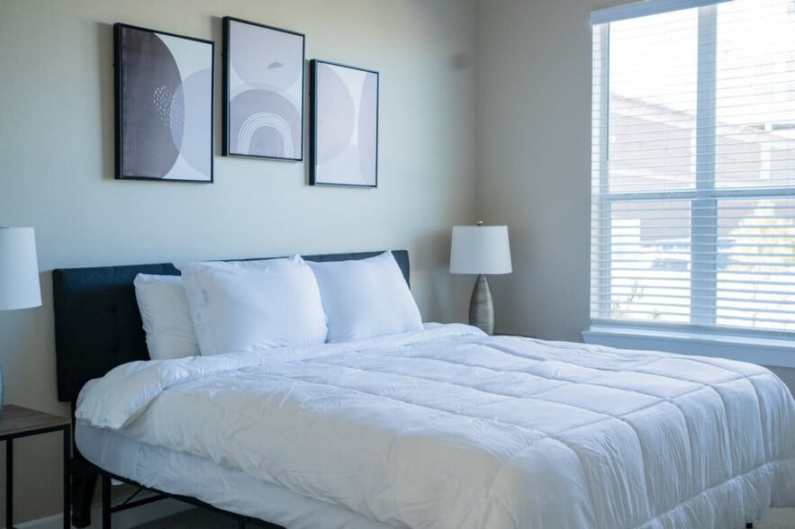 Building Photo - 791 Town and Country Blvd