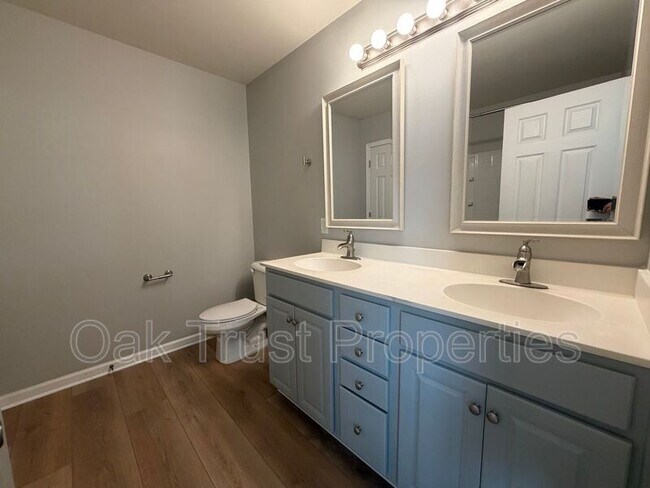 Building Photo - 701 Greymohr Ln