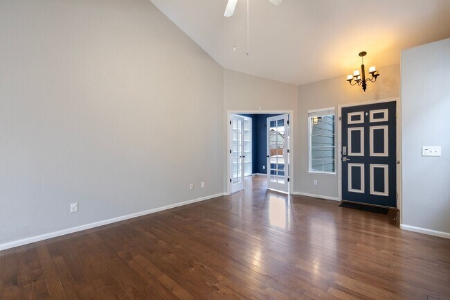 Building Photo - Unparalleled Single-Level Living with Breathtaking Views in D20!
