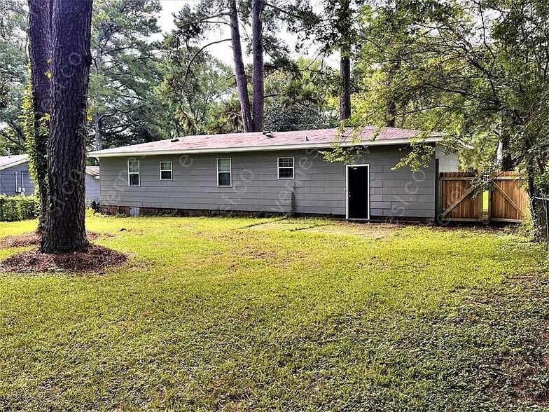 Building Photo - 1042 Winn St