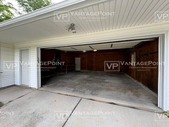 Building Photo - 1217 Driftwood Dr