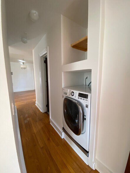 Building Photo - 3006 Johnson Ave