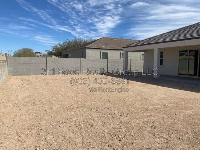 Building Photo - 3336 N 300th Dr