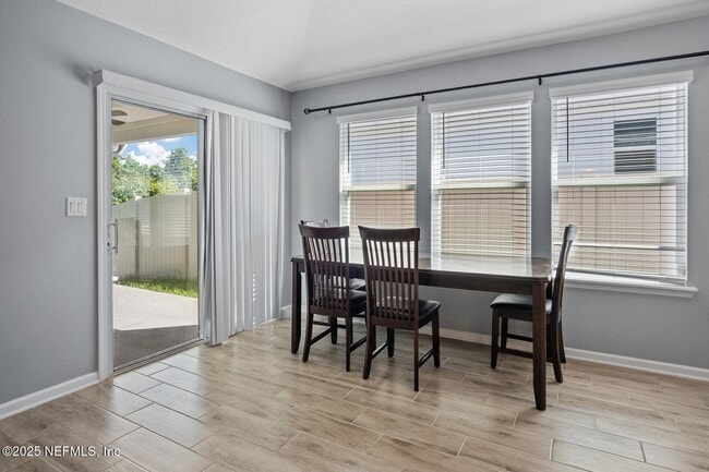 Building Photo - 11647 Pacific Dogwood Ct