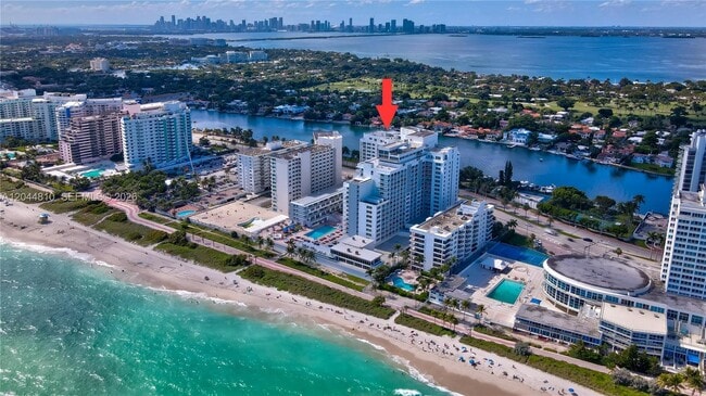 Building Photo - 5401 Collins Ave