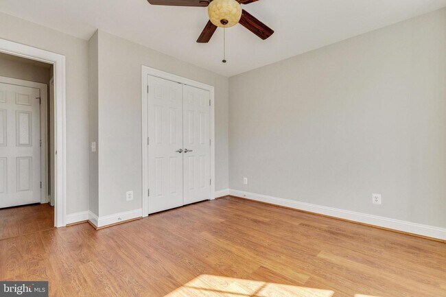 Building Photo - 42668 Keiller Terrace