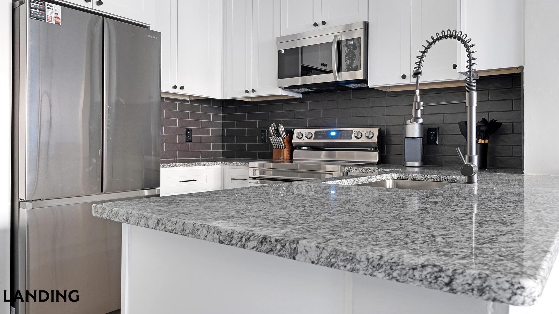 Building Photo - 49 Boulevard SE