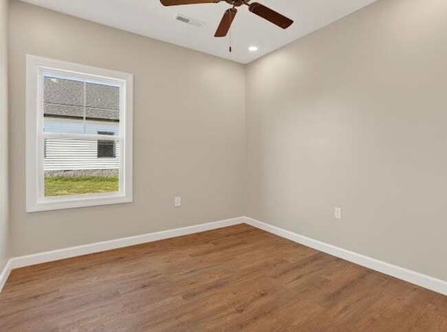 Building Photo - 104 Joiner Ave