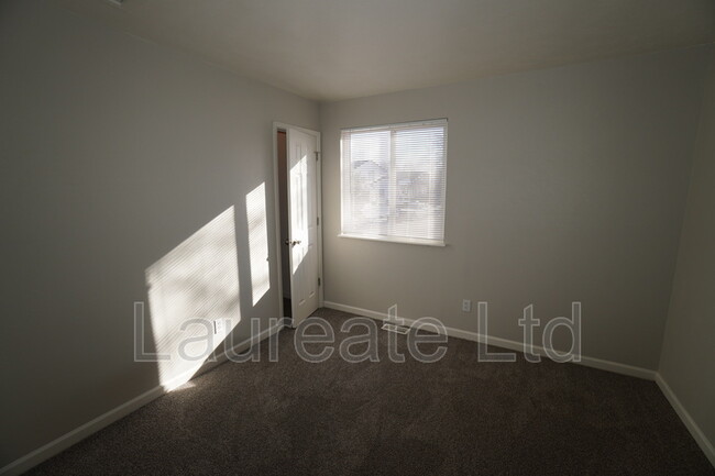 Building Photo - 17312 E Wagontrail Pkwy