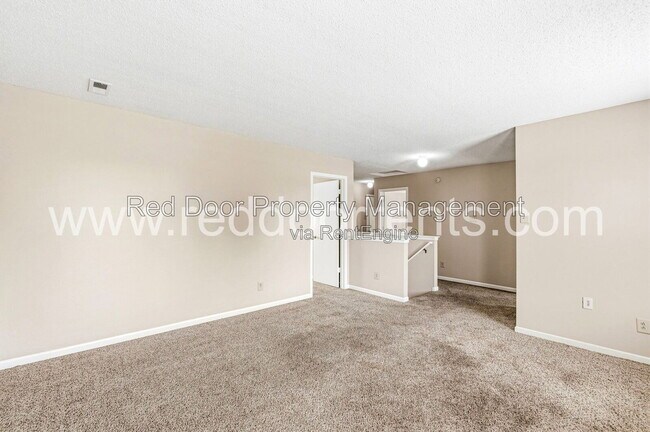 Building Photo - 6533 Newstead Dr