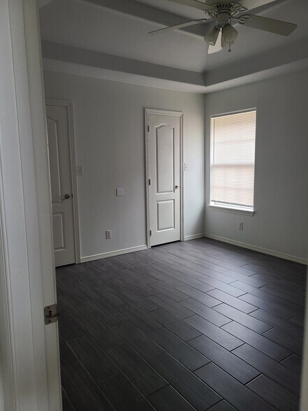 Building Photo - 1622 Orlando St