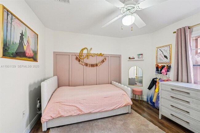 Building Photo - 1356 NW 192nd Ave