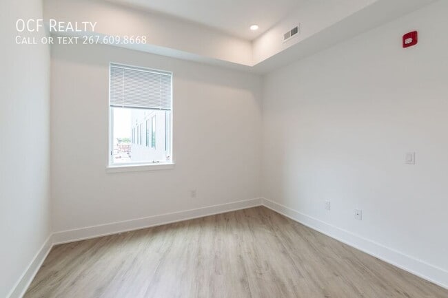 Building Photo - 1622 Point Breeze Ave
