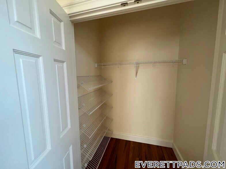 Building Photo - 74 Union St