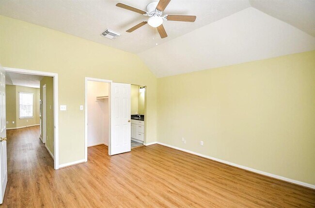 Building Photo - 318 N Cypress Estates Cir
