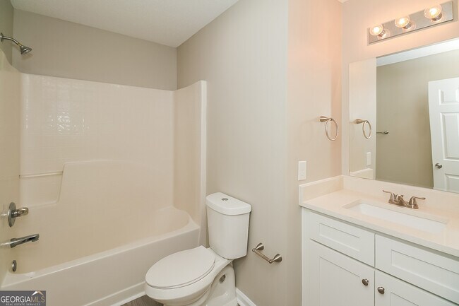 Building Photo - 6417 Polar Fox Ct