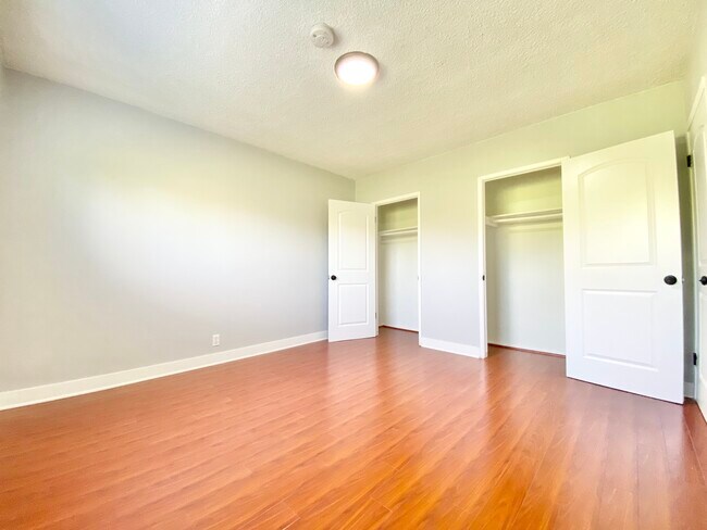 Building Photo - 7731 Romaine St