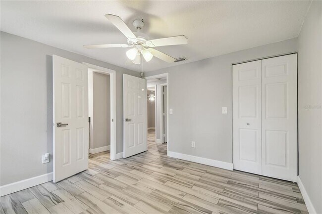 Building Photo - 3679 Sugarcreek Dr