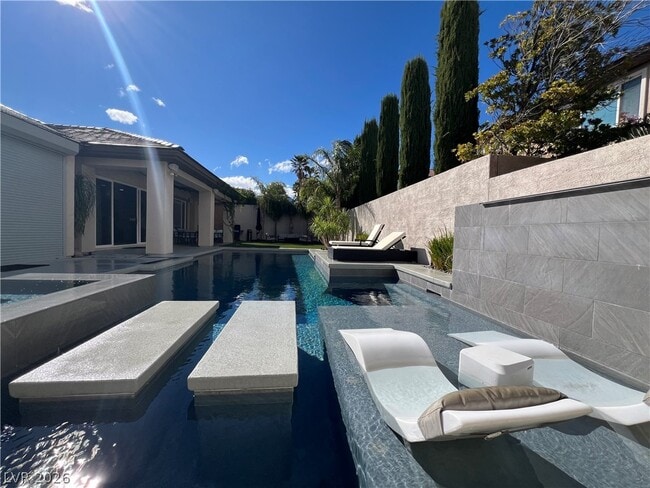 Building Photo - 11544 Bohemian Forest Ave