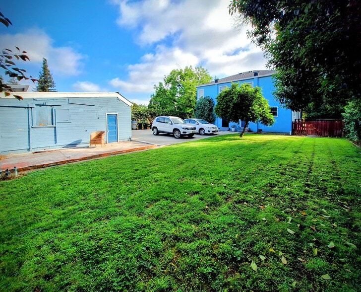 Building Photo - 1507 Lincoln Ave