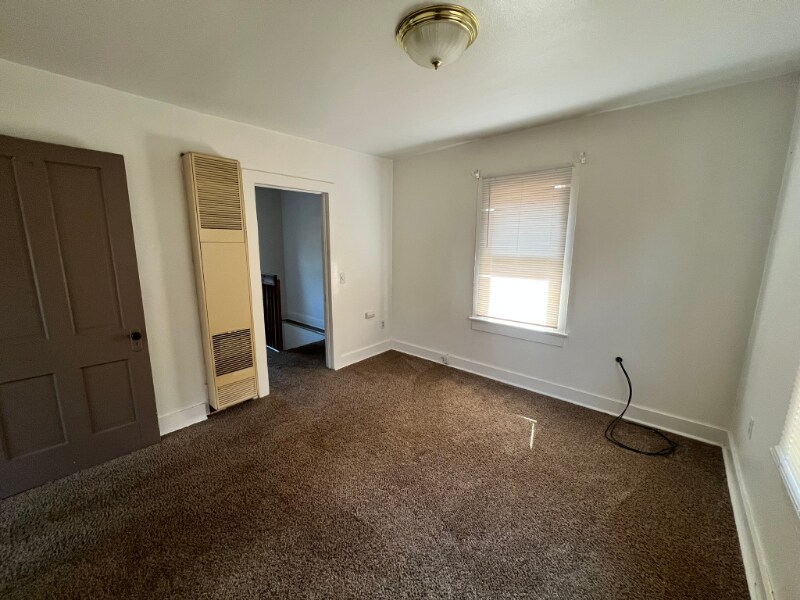 Building Photo - 17 Fountain Pl