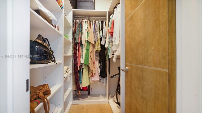 Building Photo - 3075 Mary St