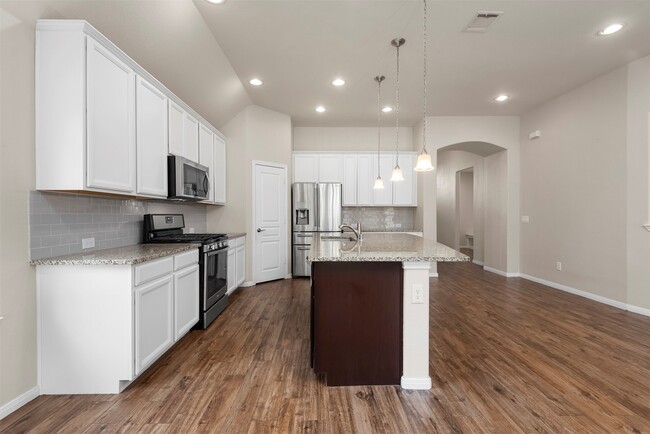 Building Photo - 15706 Summer Maple Trl