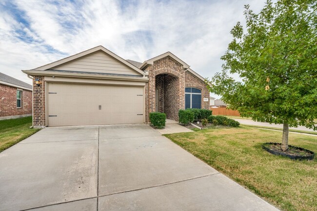 Building Photo - 1127 Roman Dr
