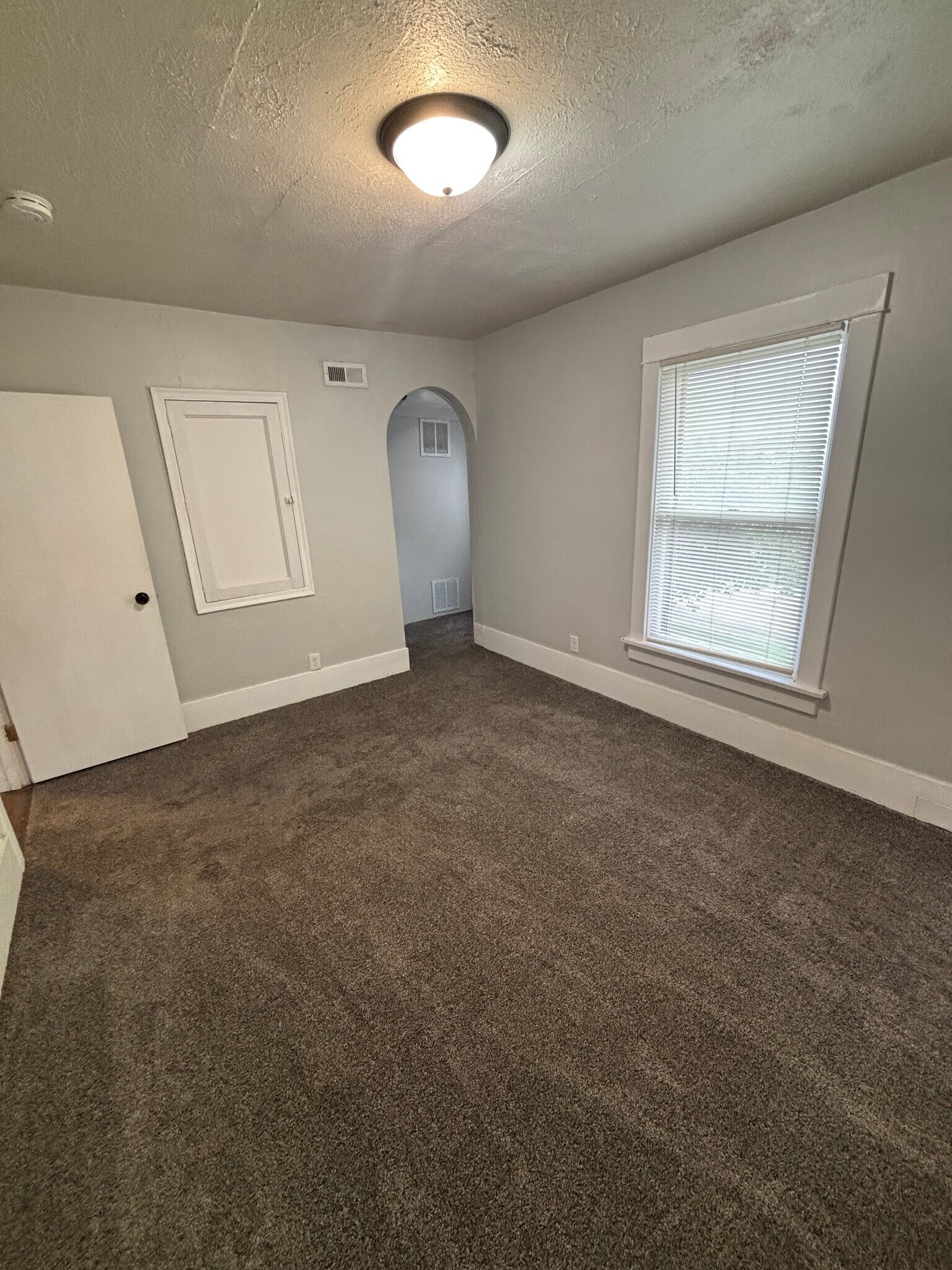 Building Photo - 2139 N 67th St