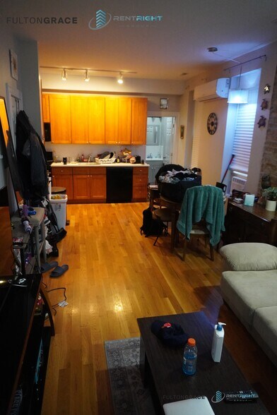 Building Photo - 1846 W 18th St