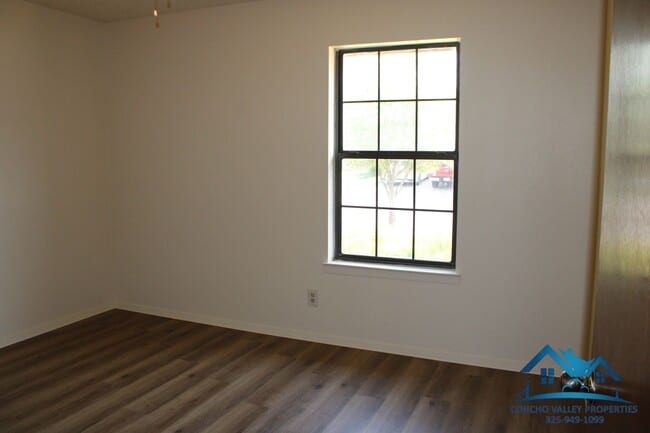 Building Photo - For Rent - 3 Bed/ 2 Bath in Capitol Heights