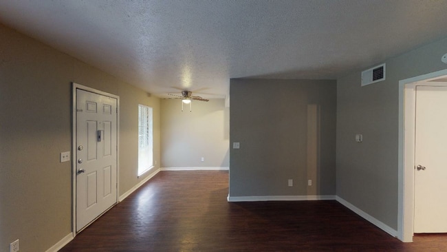 BELLE_A1-R_109E_3.jpg - Belleview