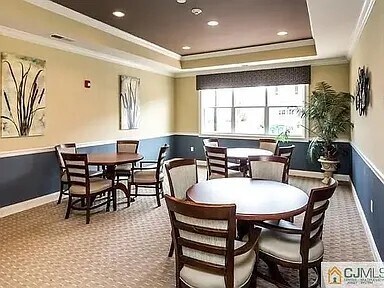 Building Photo - 60 Andrews Way