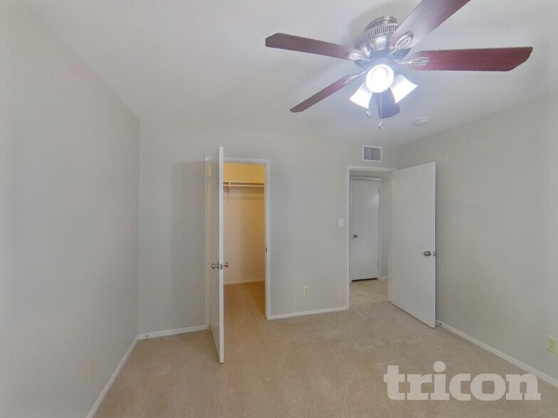 Building Photo - 3749 W Butler Dr